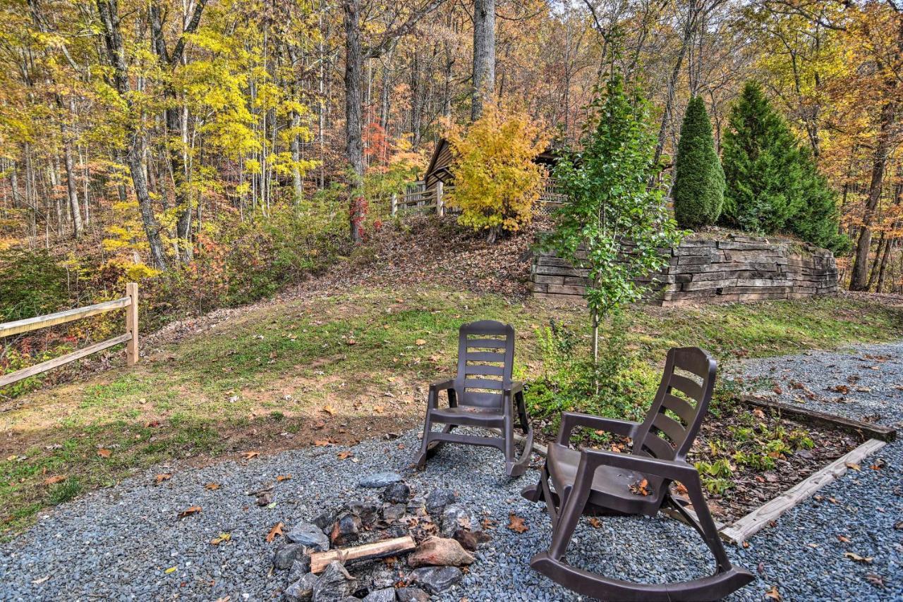 Villa Cozy Cabin With Hot Tub And Smoky Mountain Views! Bryson City Exterior foto